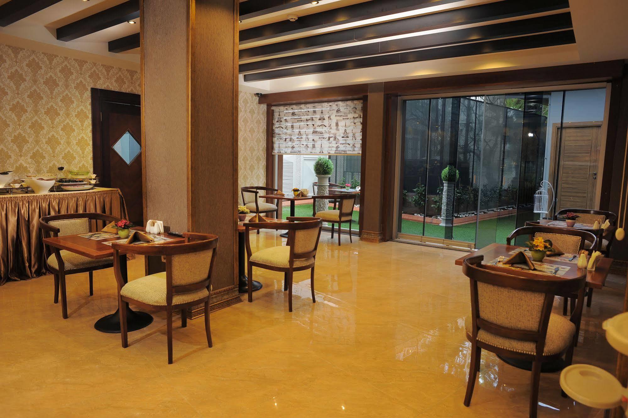 Golden Lake Hotel Adana Kültér fotó