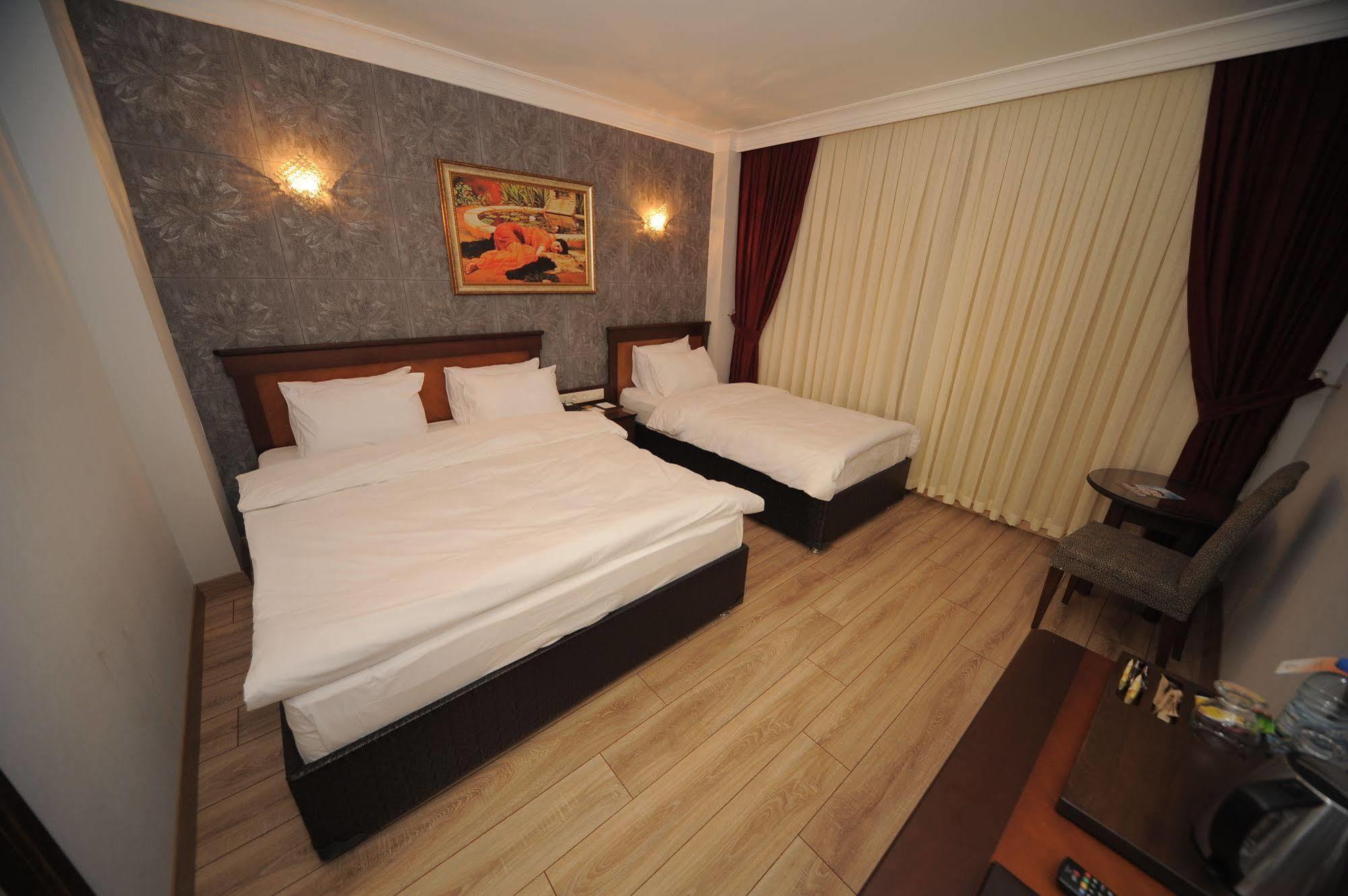 Golden Lake Hotel Adana Kültér fotó