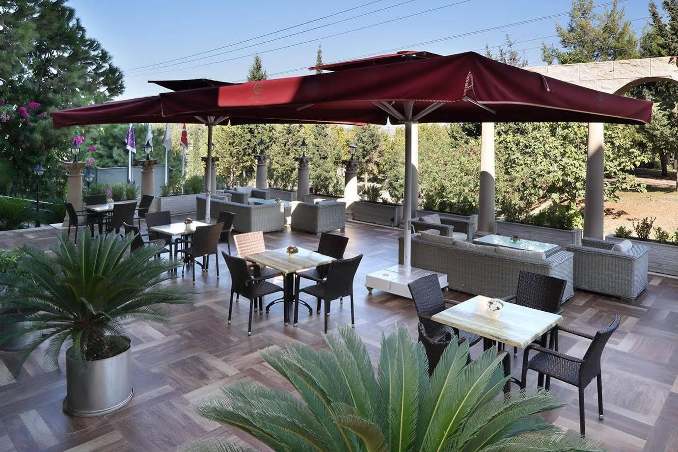 Golden Lake Hotel Adana Kültér fotó