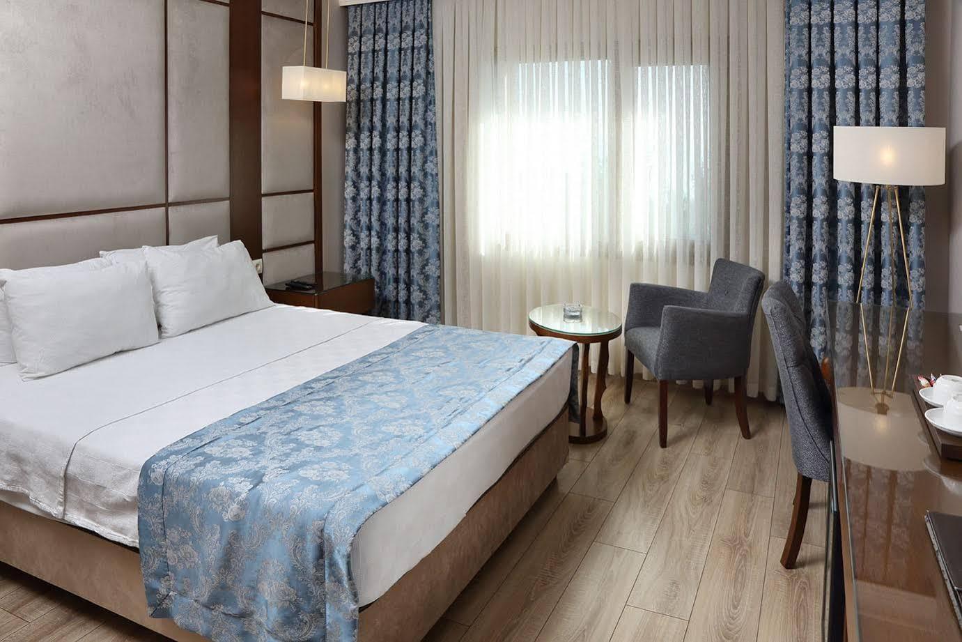 Golden Lake Hotel Adana Kültér fotó