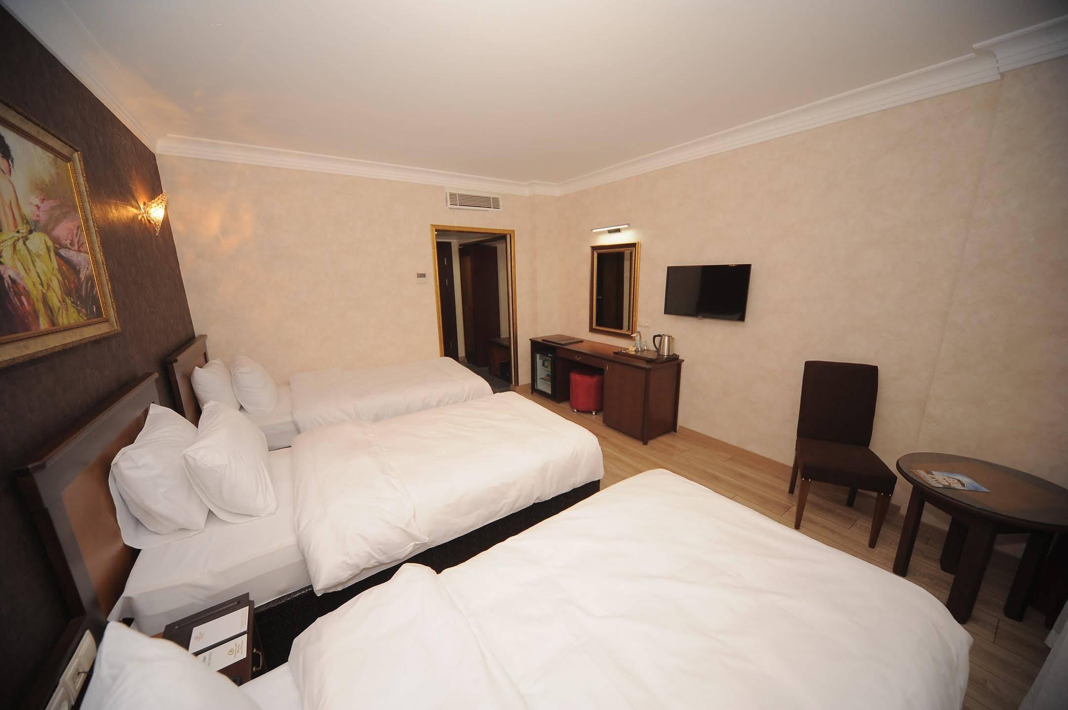 Golden Lake Hotel Adana Kültér fotó